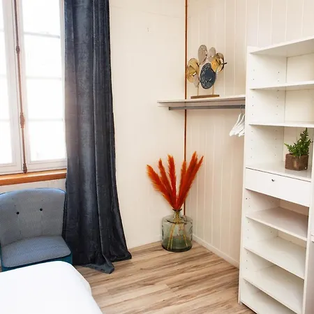 Cafe De France Отель типа 