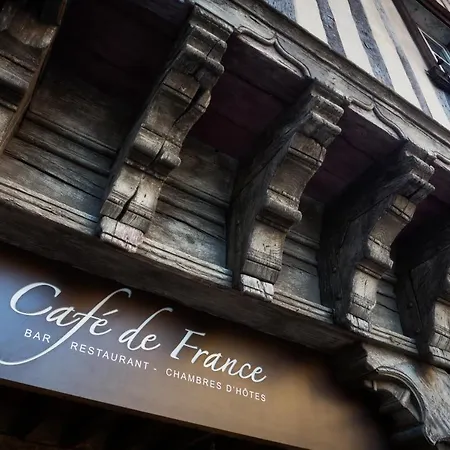 Cafe De France Отель типа 