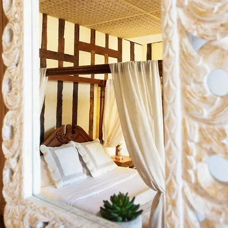 Cafe De France Отель типа 