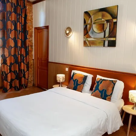 Cafe De France فندق مبيت وإفطار