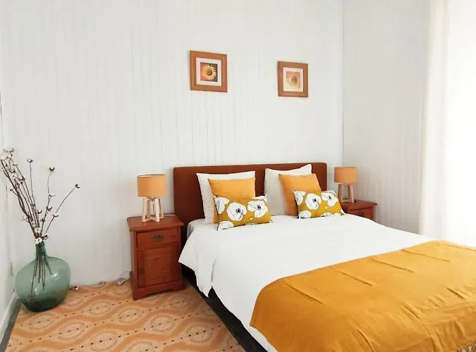 Cafe De France Bed & Breakfast Eauze